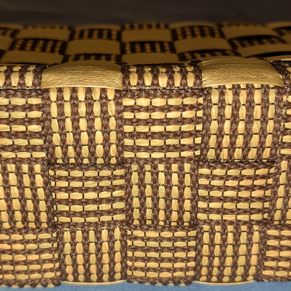 Woven Two-Tone Top-Handle Women’s Bag in Tan and Brown - Picture 7 of 7